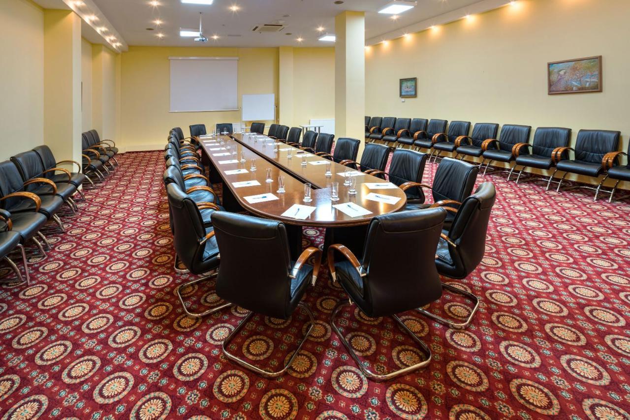 Hotel Duman Astana Exterior foto